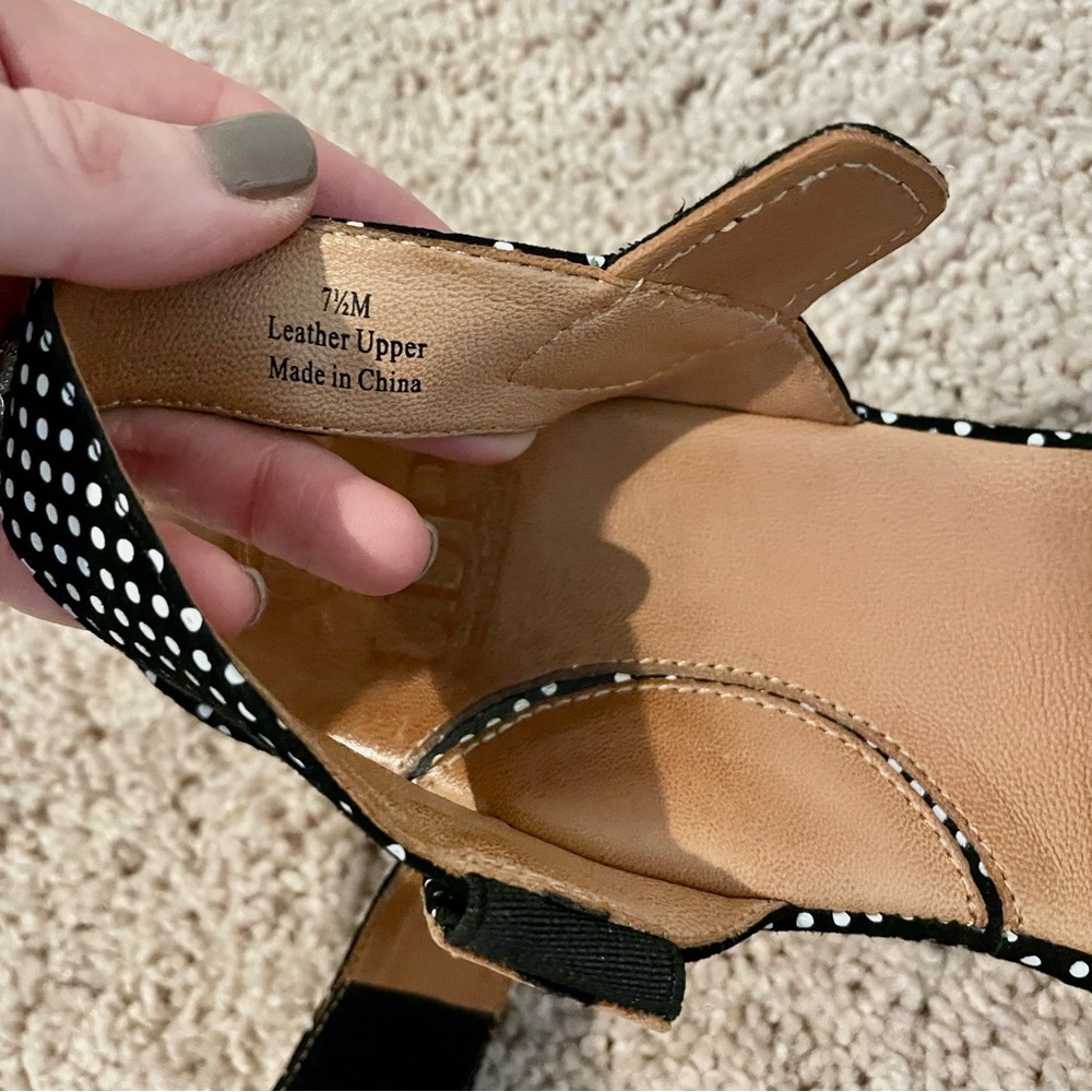 L’amour Des Pieds Abrilla Sandals leather Black polka‎ dot preppy shoes 7.5 - Picture 9 of 9